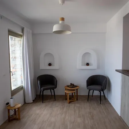 Sunrise Stone With Jacuzzi By Neuvel *