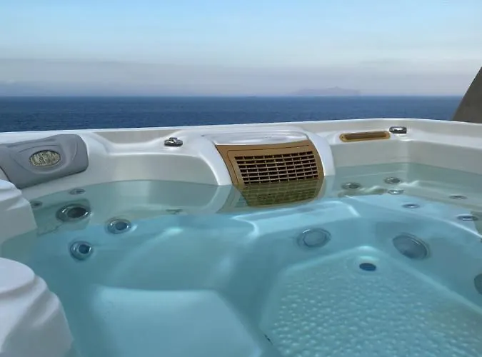 Sunrise Stone With Jacuzzi By Neuvel Villa Pera Meria