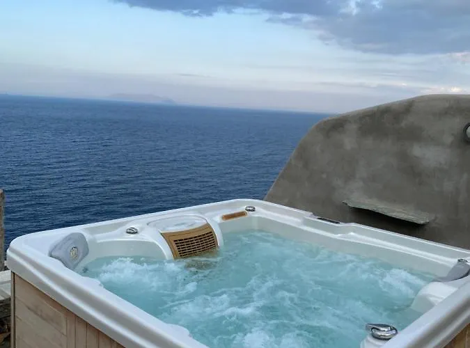 Villa Sunrise Stone With Jacuzzi By Neuvel *