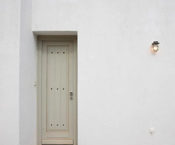 Sunrise Stone With Jacuzzi By Neuvel Pera Meria