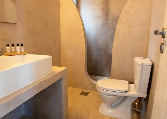 Sunrise Stone With Jacuzzi By Neuvel *