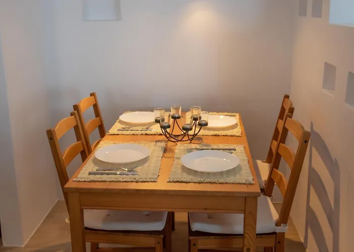 Sunrise Stone With Jacuzzi By Neuvel * Pera Meria